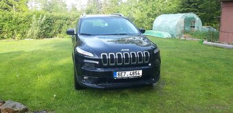 Jeep Cherokee - 3