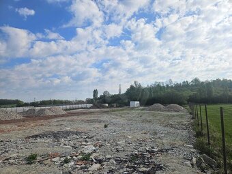 PRODEJ POZEMKU SE STAVEBNÍM POVOLENÍM HALY, Č. BUDĚJOVICE - 3