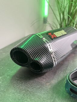 Koncovka výfuku na motorku Akrapovič 370 mm, dvojitý výstup - 3