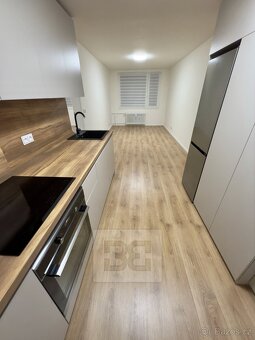 Pronájem bytu 2+kk 48 m² - posilovna, party room, parkování - 3