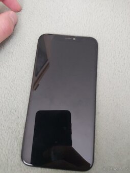 Dobrý den prodám lcd na iphone 11 - 3