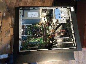 Stanice Dell T1700 - 3