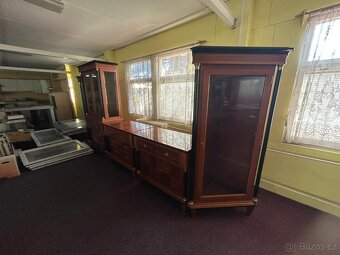 Starožitný nábytek - 3