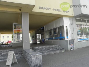 Pronájem obchodního prostoru 288 m² ve 2. NP - 3