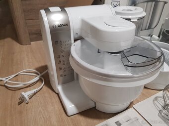 Kuchyňský robot Bosch Mum - 3