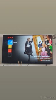 Samsung 165cm SMART 4K - 3