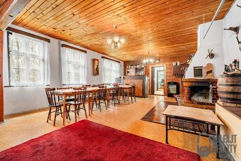 Prodej obrovské chalupy, bývalá podniková rekreačka - Desná - 3