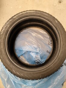 Prodám 4x zimní pneu Nokian 225/45 r17 94H xl - 3