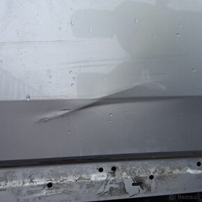 Přední prave dveře skoda superb III lehké poskozeni viz foto - 3