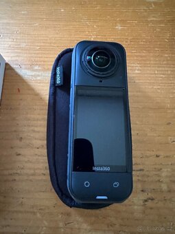 Insta 360 x5 - 3