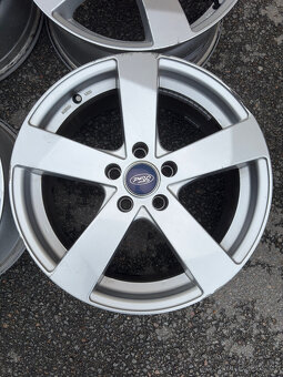 Alu kola Dezent TD 7,5x17 5x108 ET40 - 3
