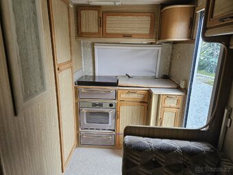 Rustikální anglický karavan Elddis - 3