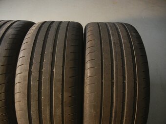Letní pneu Goodyear 225/40R18 - 3