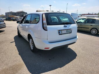 Ford Focus facelift.1.6 TDCi,80kw, nová STK, rok 2011. - 3