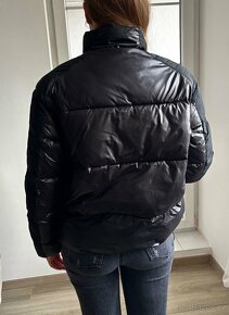 Zimní bunda Tommy Hilfiger velikost M - 3
