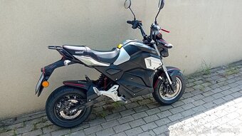 ELEKTRO MOTOCYKL HECHT STRATIS březen 2024 - 3