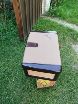 První čs. magnetofon Tesla MGK10 - obal - 3