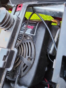 Zahradní traktůrek Rider Sólo Hydro - 3