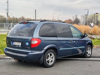 Chrysler Voyager 2.4i LPG 7 míst - 3