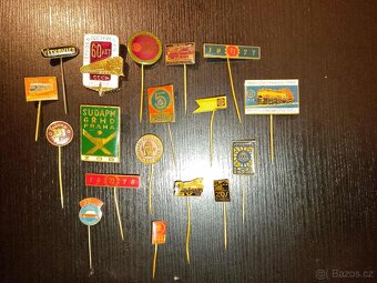 mix odznaky ČSD, lyžařské a jiné. - 3