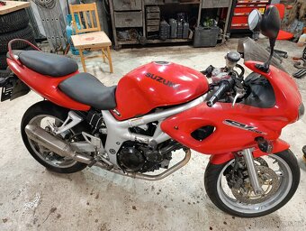 Suzuki SV650 - 3