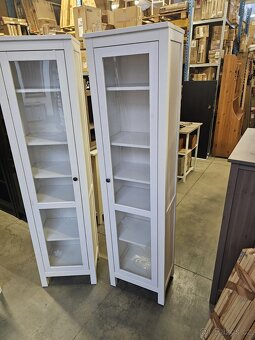 VITRÍNA IKEA HEMNES - 3