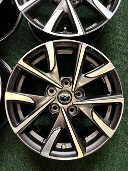 5x114,3 R16 Originál alu Mazda CX3 - 2019 - 3