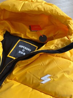 Superdry panská péřovka, vel M, nová, - 3