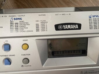 Klávesy Yamaha psr290 - 3