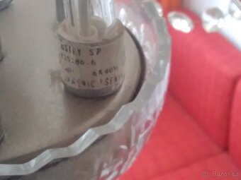 Skleněný lustr - 3