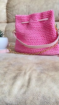 Ručně vyráběná růžová kabelka - 3