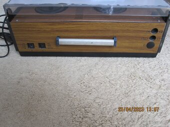 Kotoučový magnetofon UNITRA 147A - 3