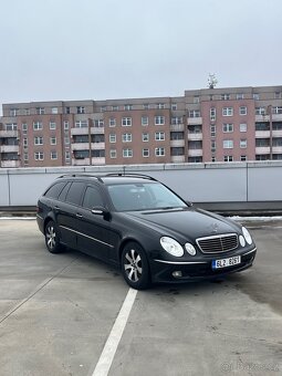 Mercedes E270 - 3