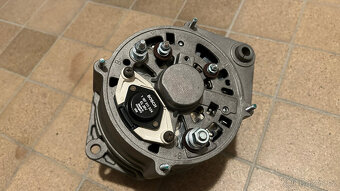 Alternátor Bosch 0986039340 - 3