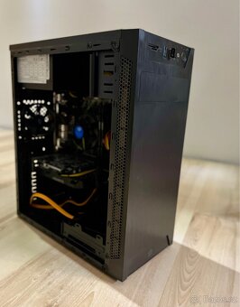 Herní PC + Monitor 144hz – GTX 1650, i3-10gen 1TB SSD - 3