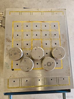 Dva elektrické upínací magnety Tecnomagnete - 3