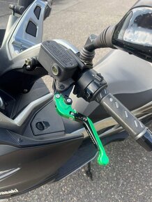 Kawasaki 300 - 3