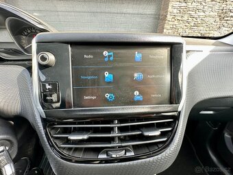 Peugeot 208 1.2 Style Klima Navigace Senzory Tažné - 3