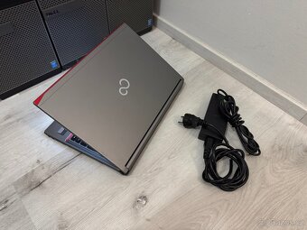 Fujitsu LifeBook E736 – i7 | 8GB RAM | 256GB SSD | W11 - 3