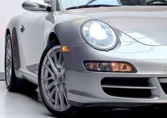 Porsche 911 Carrera 3.6i (typ 997) - 3