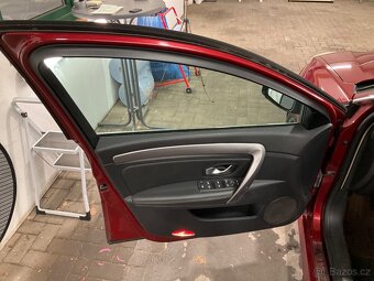 Renault Laguna III 2.0dCi 150PS 4Control - Panorama tažné - 3