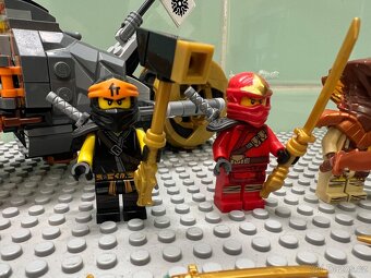 LEGO NINJAGO - Cole's Dirt Bike - 70672 - 3