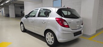 Opel corsa 1,2 i - 3