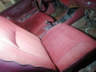 Prodám díly na Oldsmobile Cutlass Salon 1974 - 3