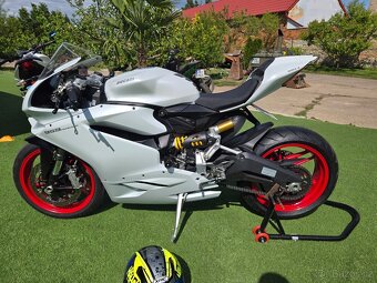 Ducati panigale v2 Rv.2018 najeto 9800km servisní kniha - 3
