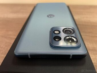 Motorola Edge 40 Pro 256 gb - 3