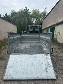 Přívěsný vozík za auto – kvalitní a pevný - 3