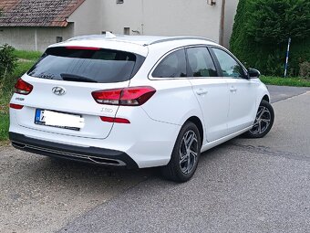 Hyundai i30 1.6 crdi combi - 3