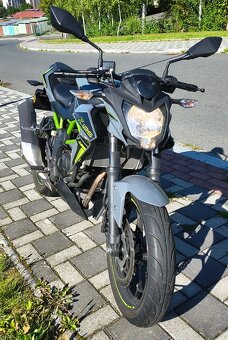 Kawasaki Z 125 - 3