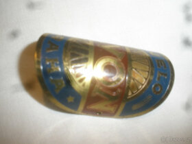 Kolo veteran- štítek AVON - 3